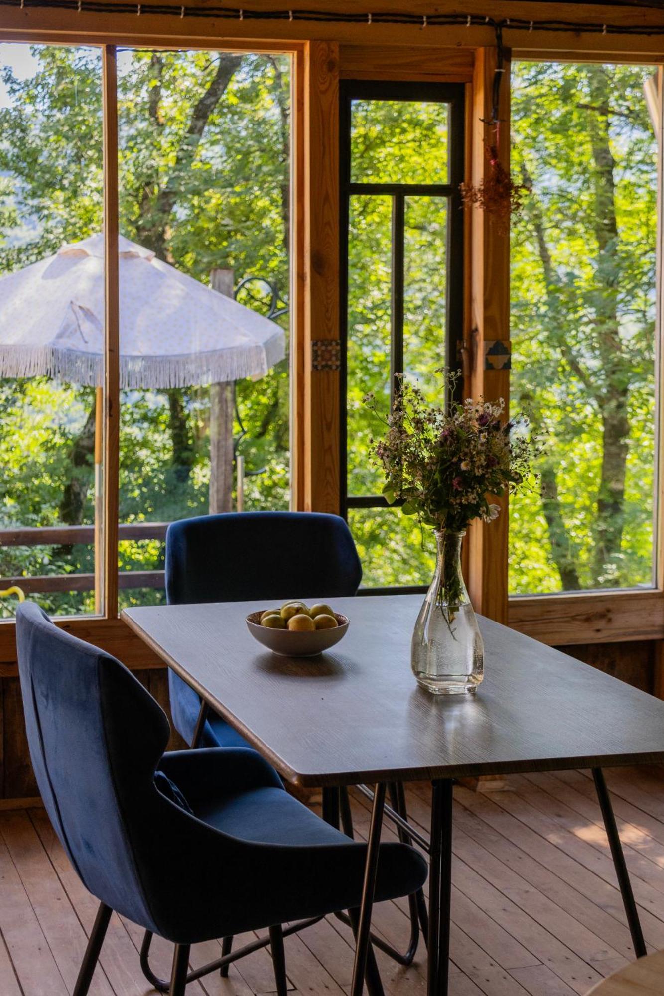 Wine Space Амбролаури Екстериор снимка